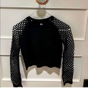 BLACK FISHNET LONGSLEEVE